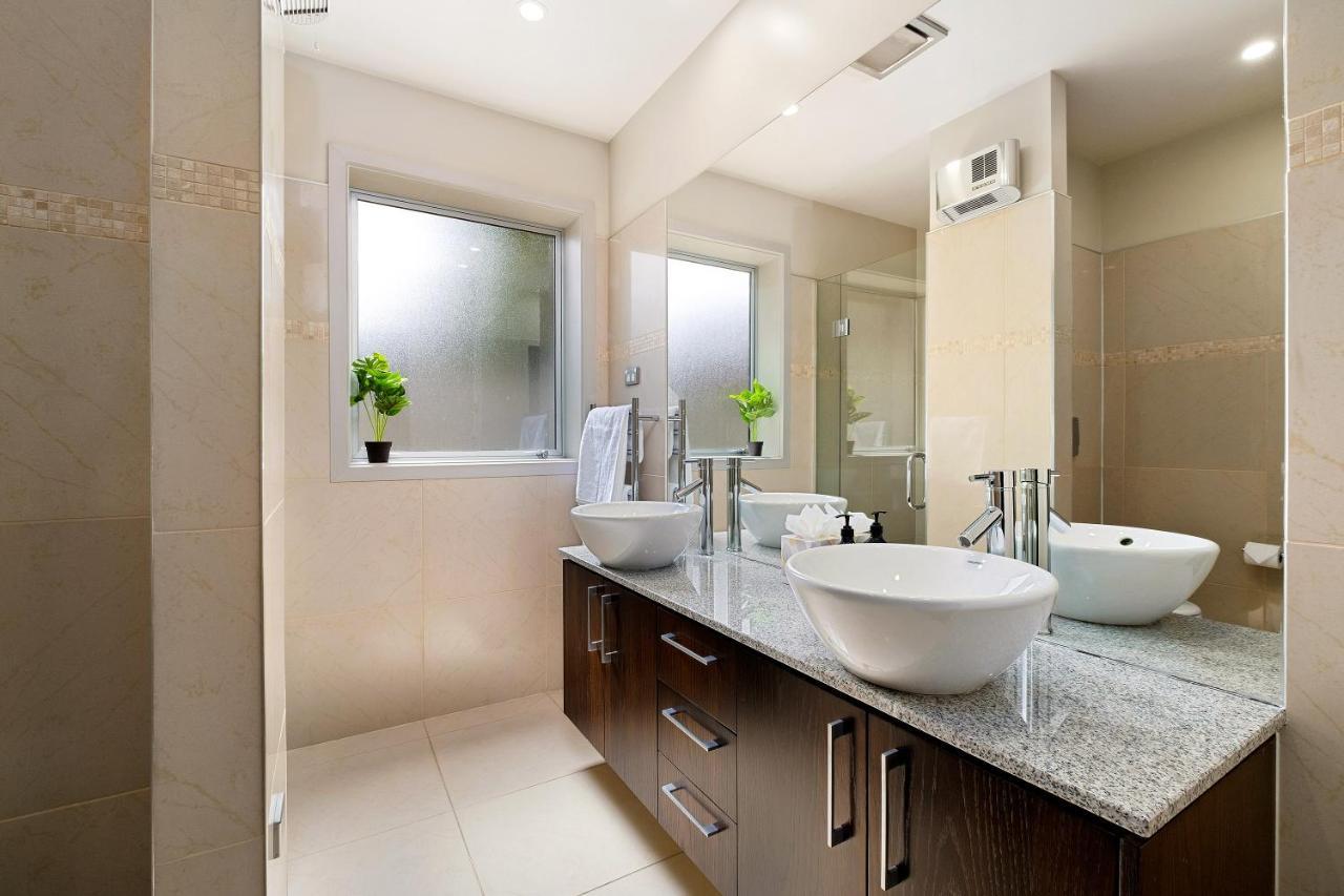 Luxury Lakeview Vista Apartment Wanaka Eksteriør bilde