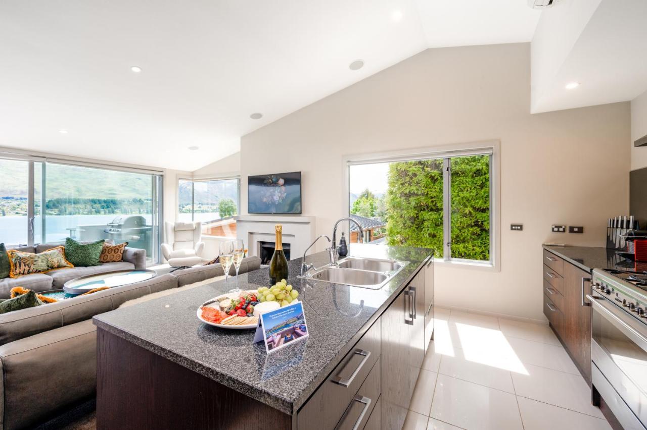 Luxury Lakeview Vista Apartment Wanaka Eksteriør bilde